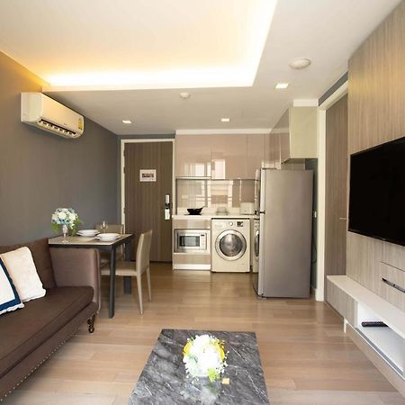 Dazzle Residence Banguecoque Exterior foto